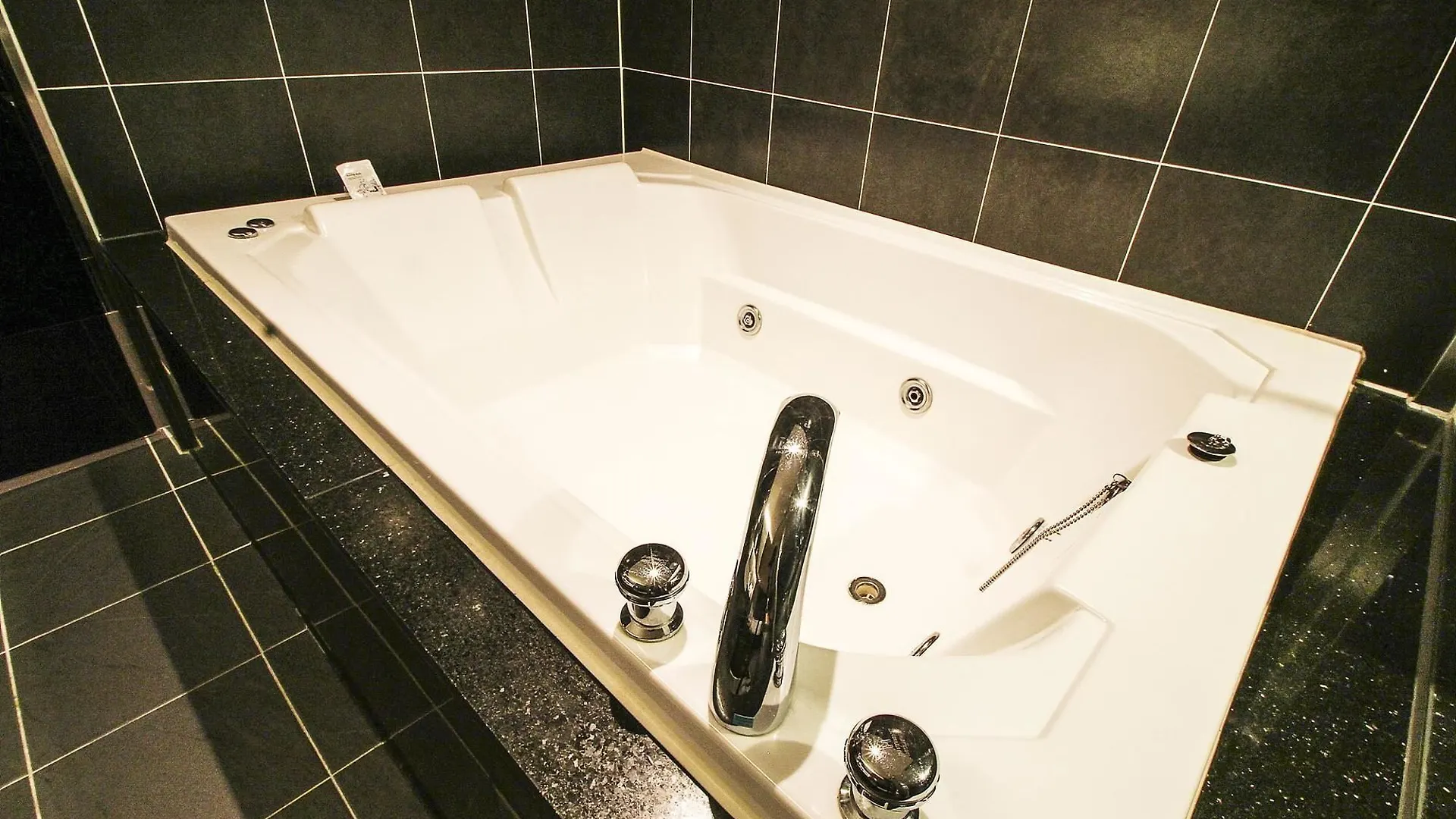 Haeundae Yeoubi Hotel Busan 2*,  Südkorea